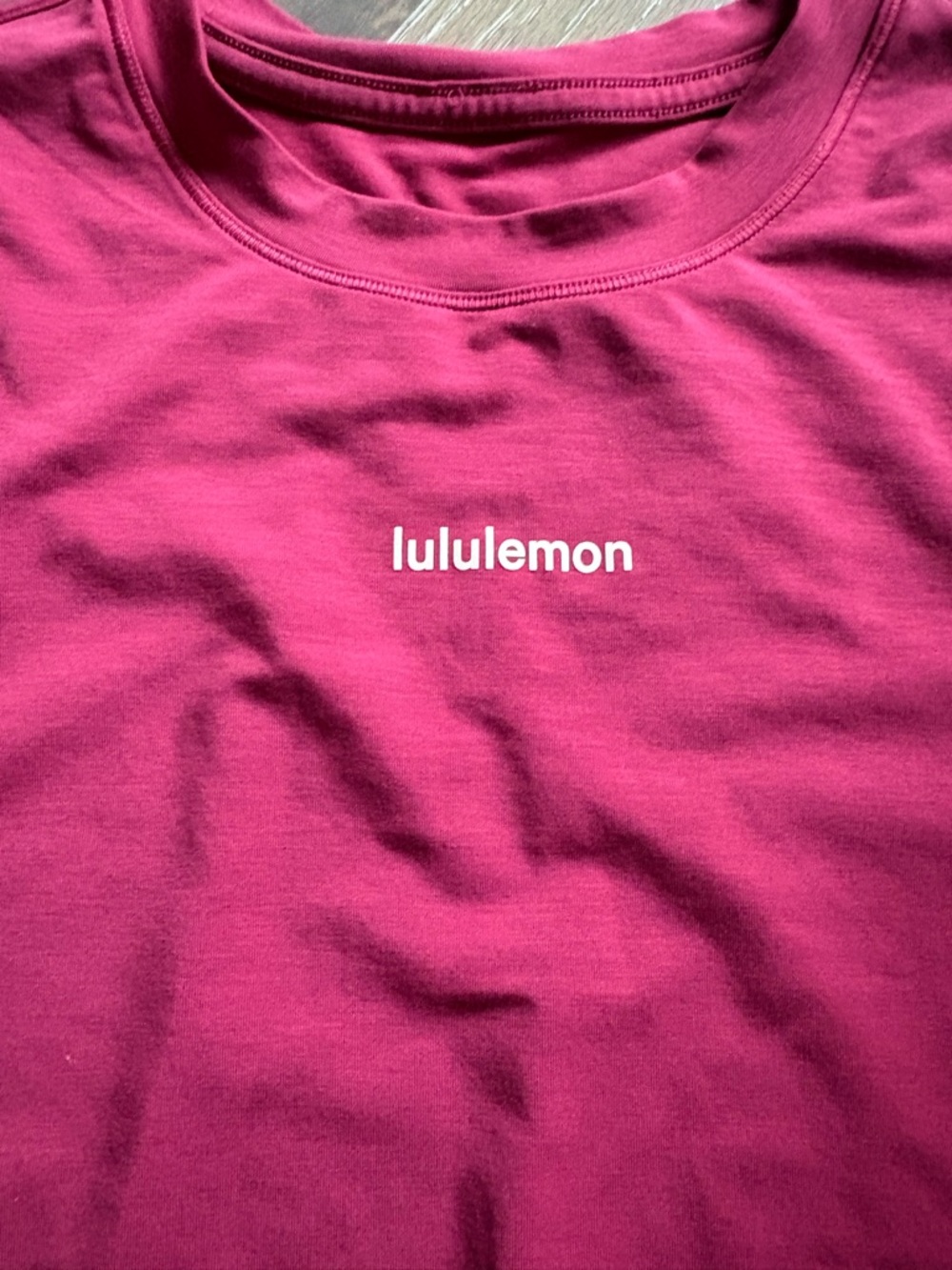 Like New! LULULEMON Jersey Training Muscle Tank Top Long Wordmark size 6 - Picture 3 of 4